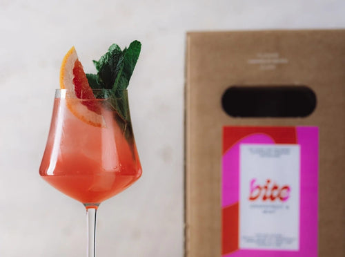 Bite økologisk grapefrukt og mynte